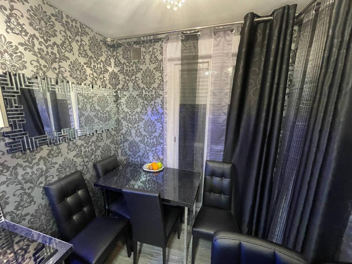 Luxury Room En Madrid Exterior foto