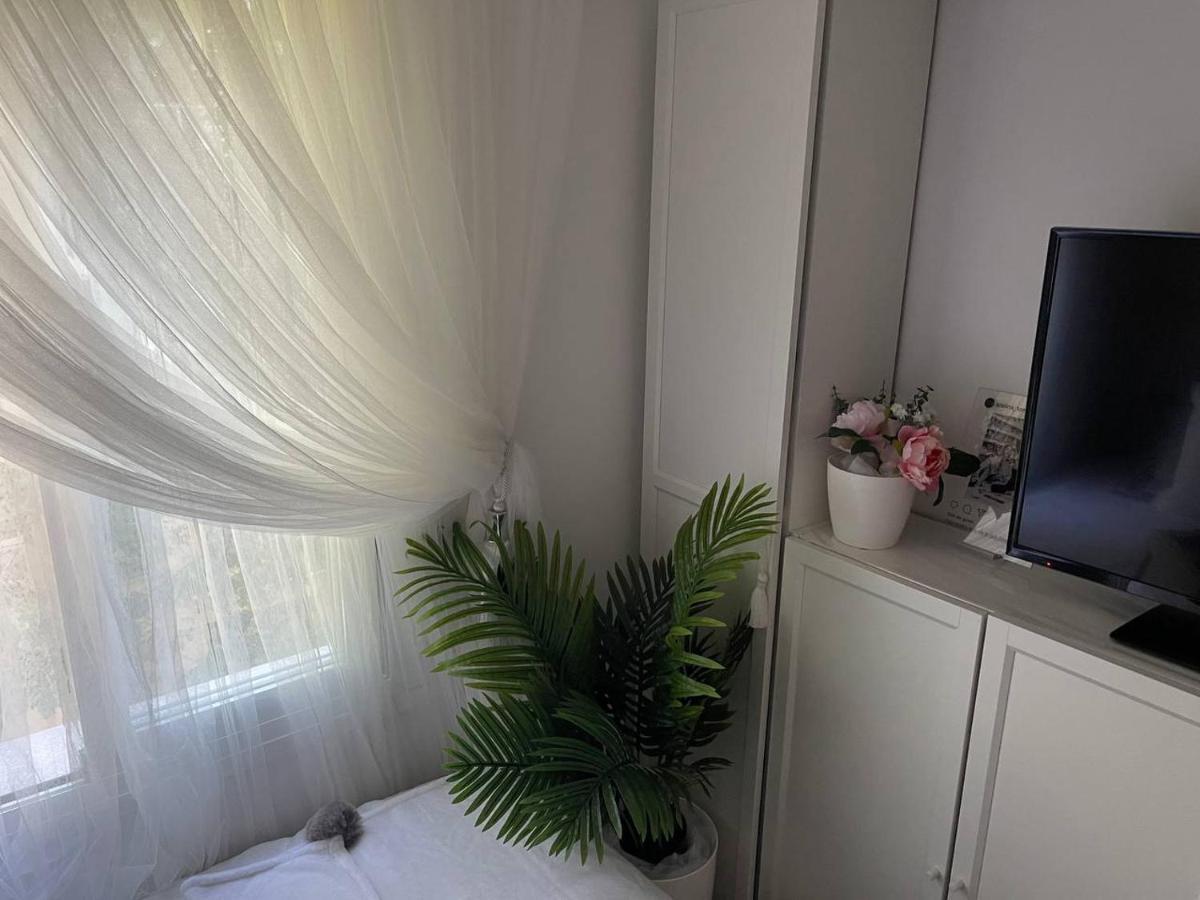 Luxury Room En Madrid Exterior foto