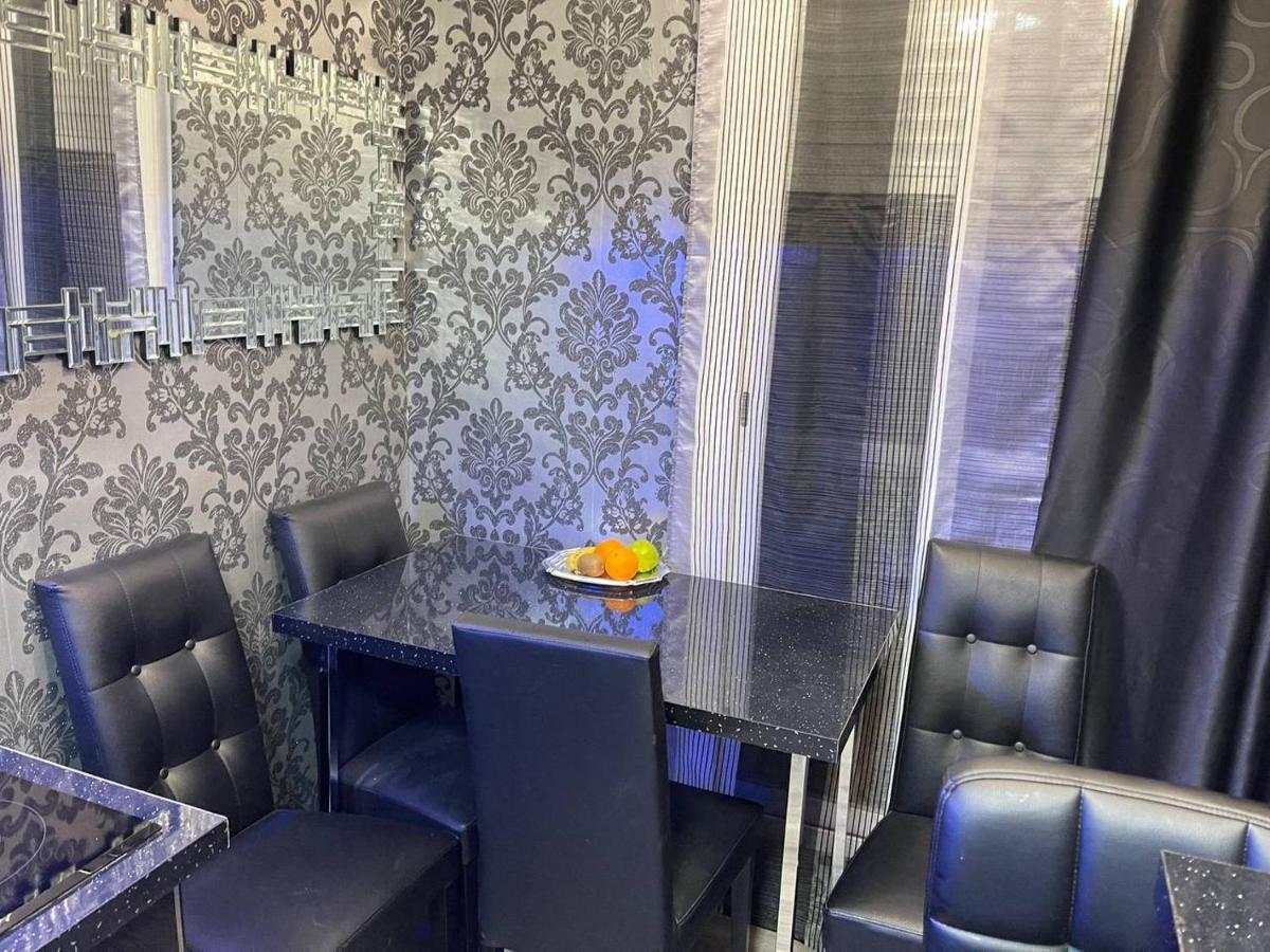 Luxury Room En Madrid Exterior foto