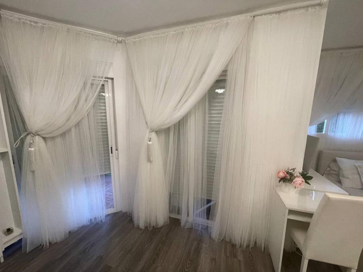Luxury Room En Madrid Exterior foto
