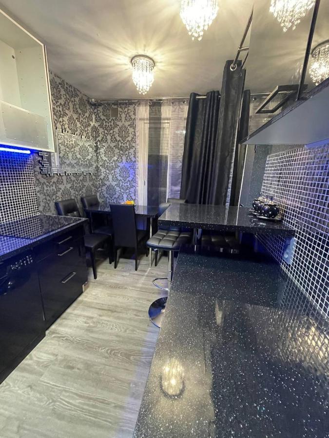 Luxury Room En Madrid Exterior foto